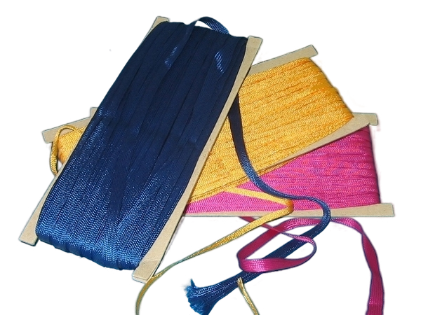 woven-bookmark-for-books סימניה שזורה לספרים – תמונה 1